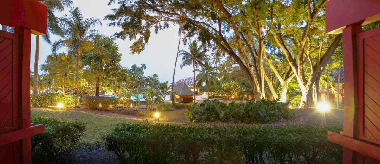 Tahiti Ia Ora Beach Resort - Managed By Sofitel Punaauia  Extérieur photo